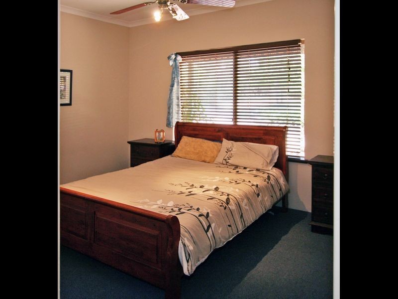 2 Tallangatta Place, Bouvard WA 6211