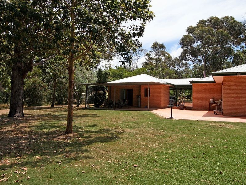 2 Tallangatta Place, Bouvard WA 6211