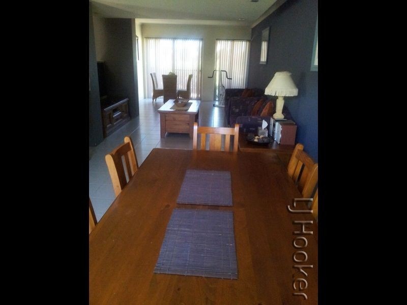 15/1 Mariners Cove Drive, Dudley Park WA 6210