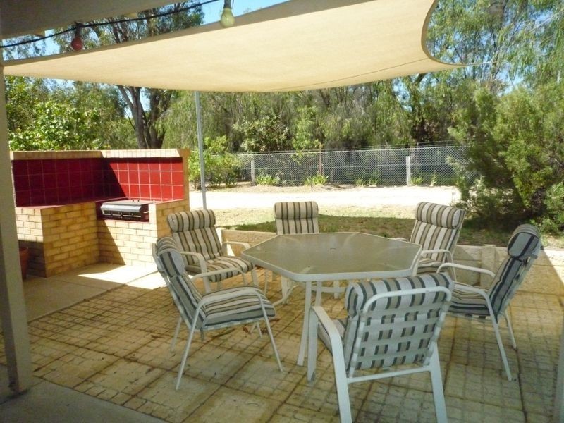 8 Taywood Close, Bouvard WA 6211