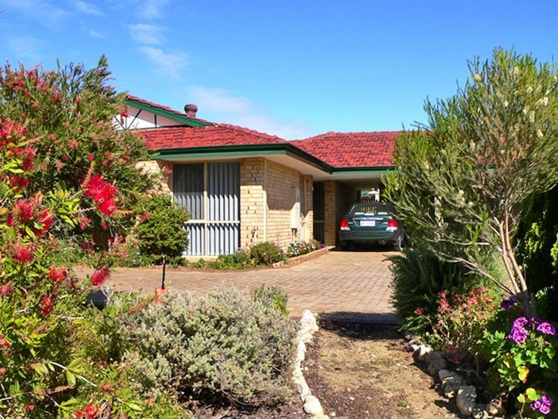 16/78-80 Oakmont Avenue, Meadow Springs WA 6210