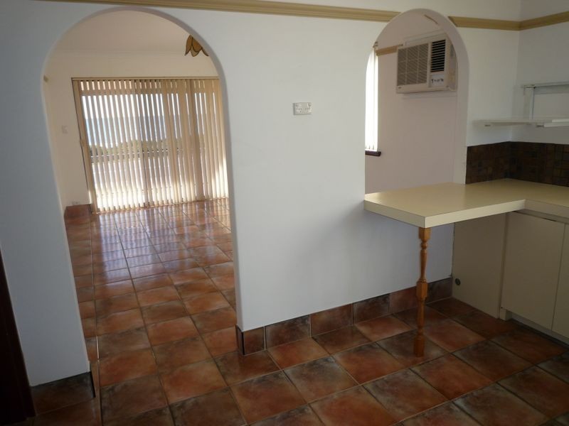 8/24 Halls Head Parade, Halls Head WA 6210