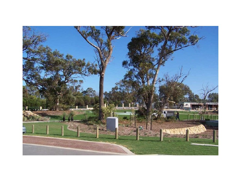 77 Bellavista Parade, Meadow Springs WA 6210