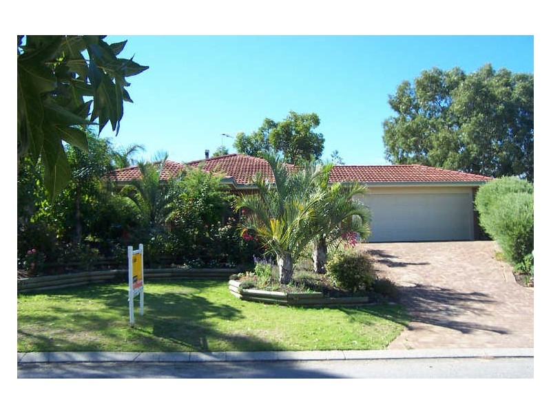 1 Seaton Close, Halls Head WA 6210