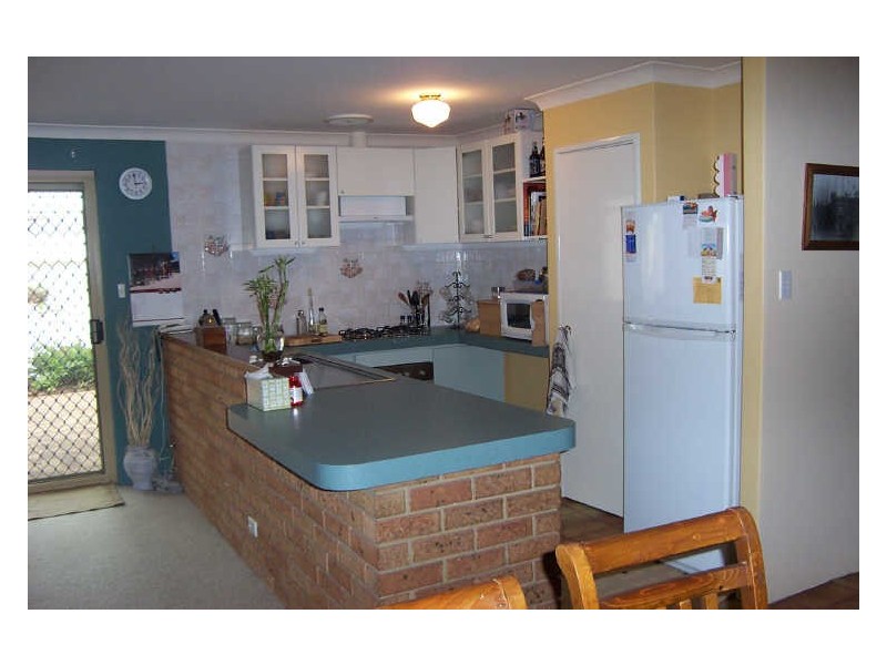 1 Seaton Close, Halls Head WA 6210