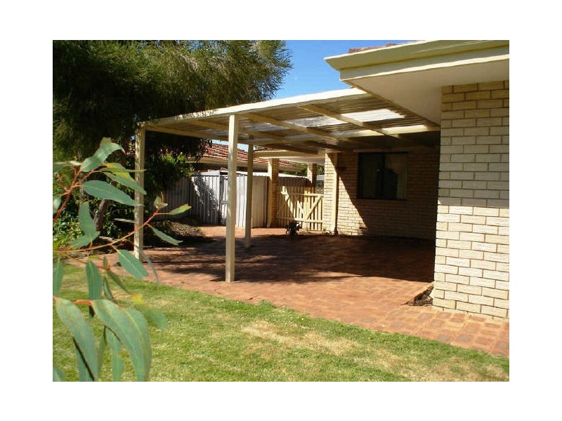 37 Glencoe Parade, Halls Head WA 6210