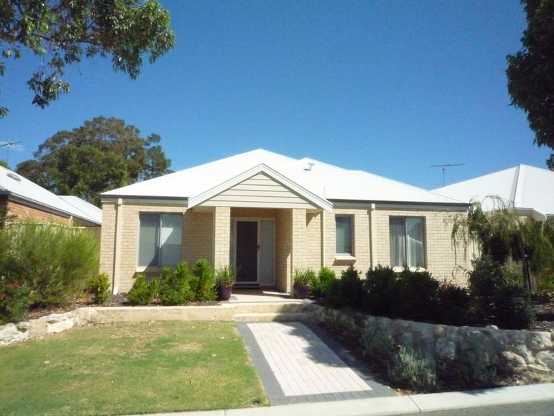 5 Zamia Loop, Wannanup WA 6210