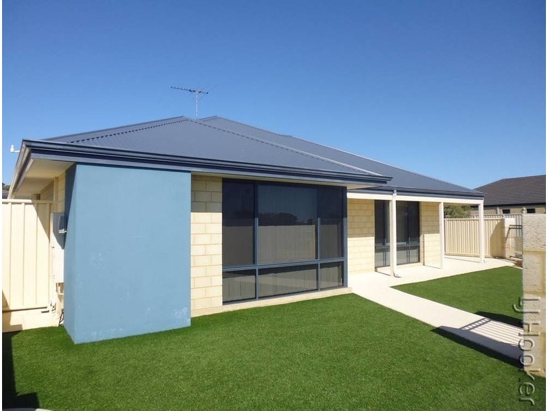 48 Cawana Parkway, Lakelands WA 6180