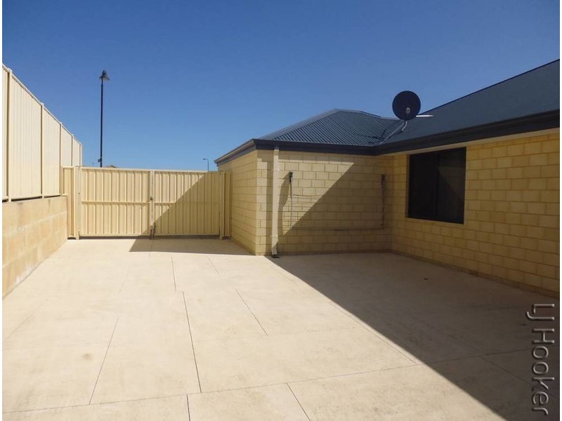 48 Cawana Parkway, Lakelands WA 6180