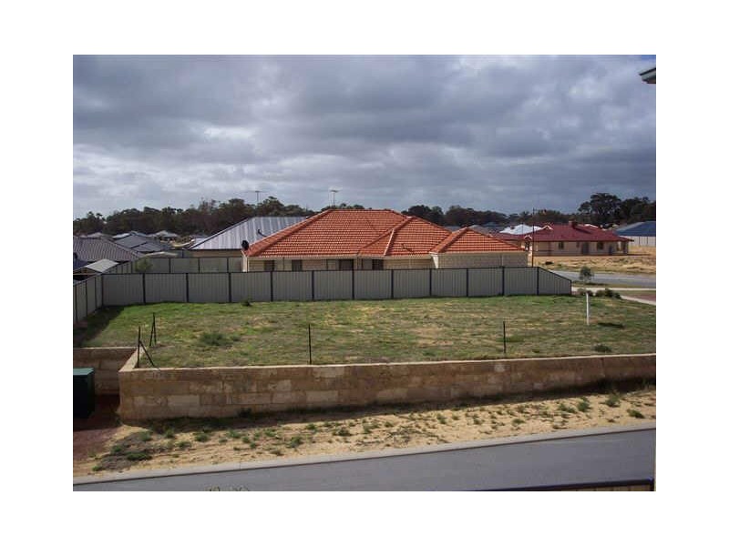 99 Portrush Parade, Meadow Springs WA 6210