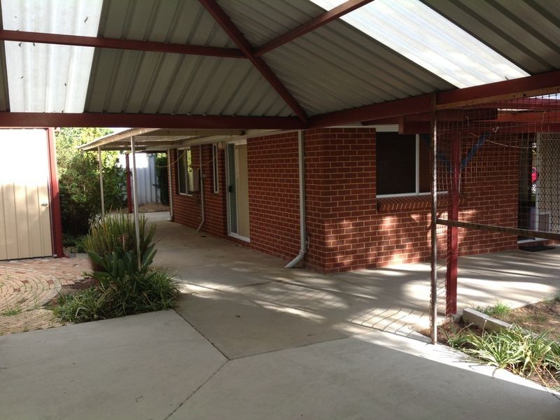 16 Rathmines Place, Coodanup WA 6210
