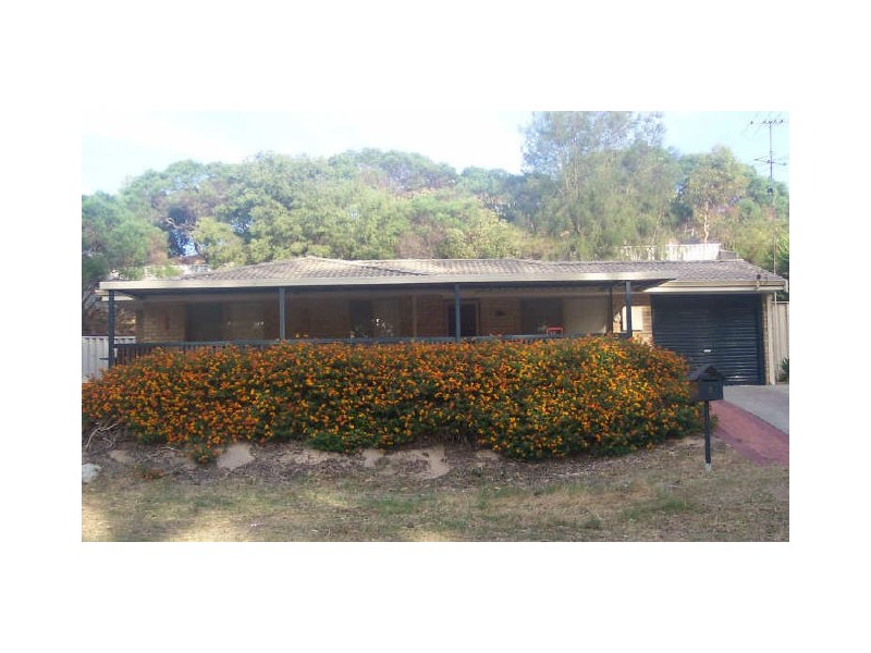2 Minos Place, San Remo WA 6210