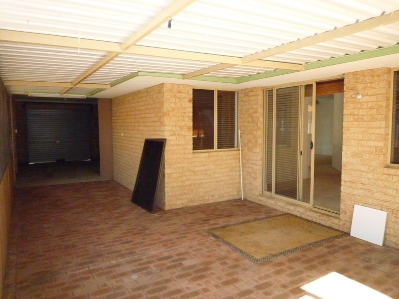 9 St Laurent Close, Greenfields WA 6210