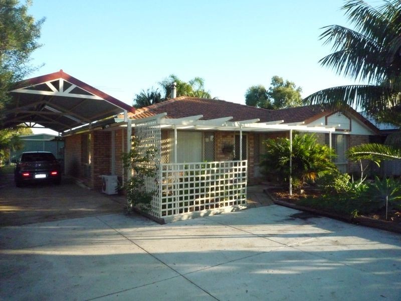 14 Maroonah Road, Golden Bay WA 6174