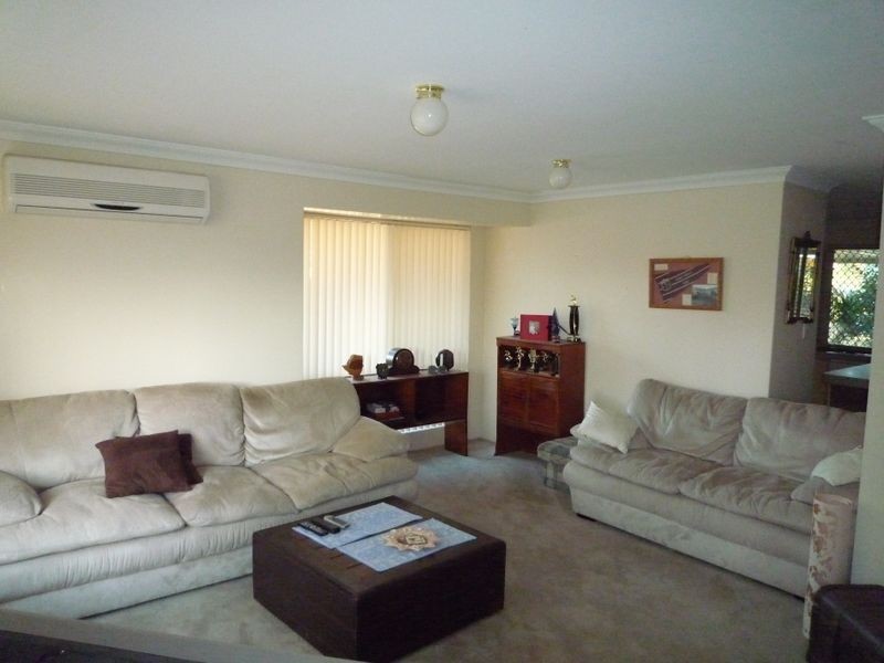 14 Maroonah Road, Golden Bay WA 6174