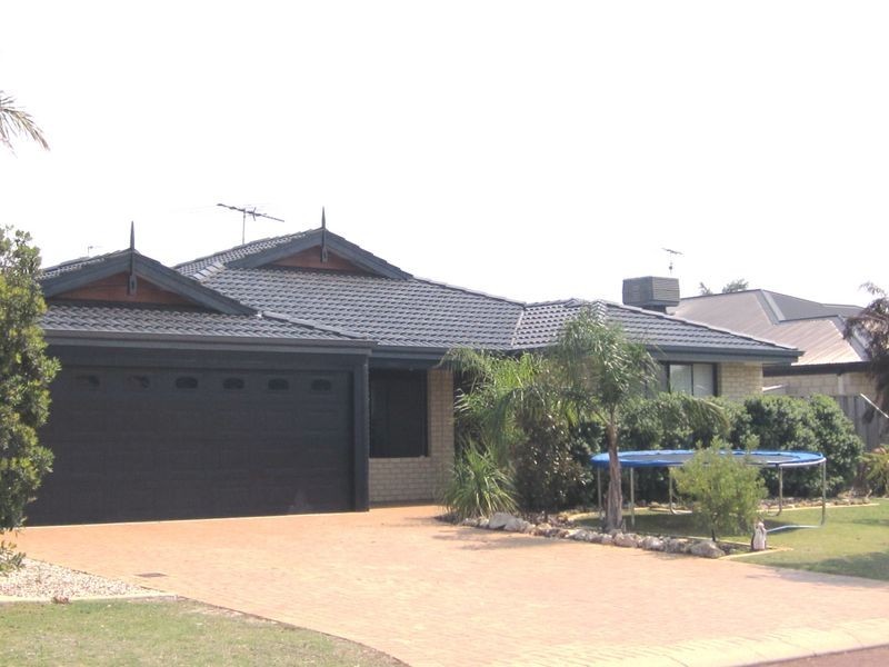 10 Bethel Corner, Halls Head WA 6210