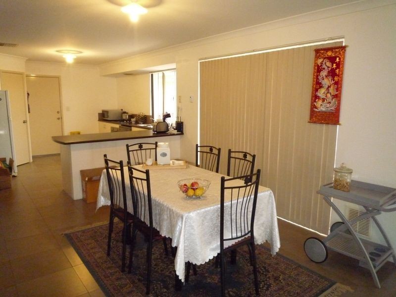 28 Lismore Ridge, Lakelands WA 6180