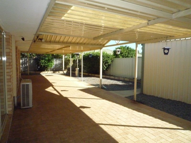 17 Harlequin Mews, Greenfields WA 6210