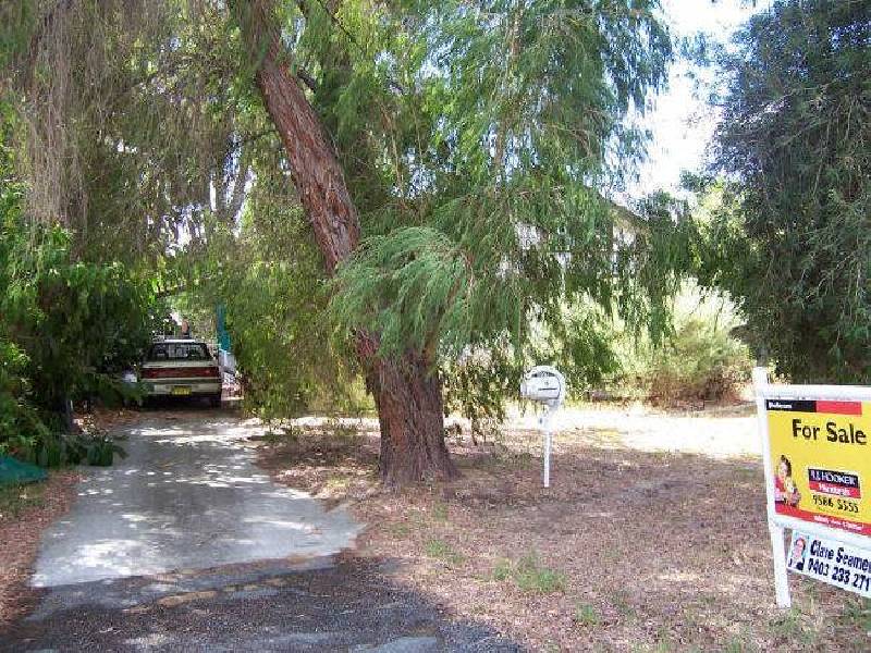 6 Banjup Road, Greenfields WA 6210