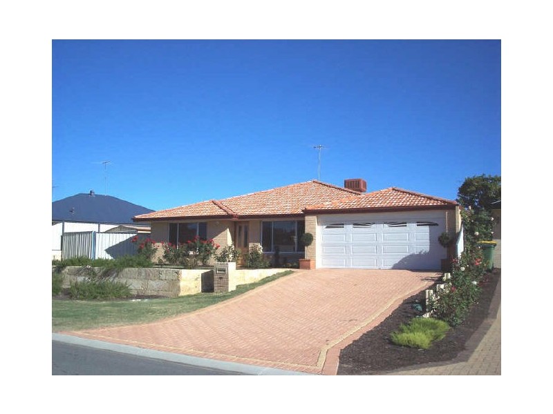 201 Oakmont Avenue, Meadow Springs WA 6210