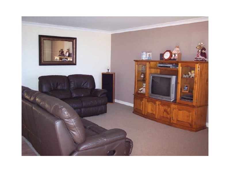 201 Oakmont Avenue, Meadow Springs WA 6210