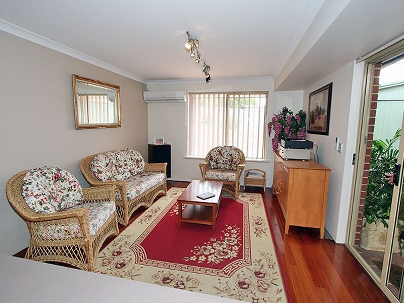 5 Sage Court, Halls Head WA 6210
