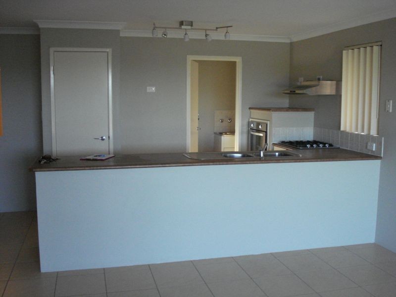 53 Toledo Circuit, Port Kennedy WA 6172