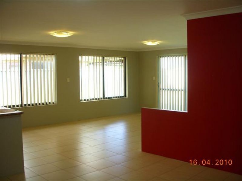 53 Toledo Circuit, Port Kennedy WA 6172