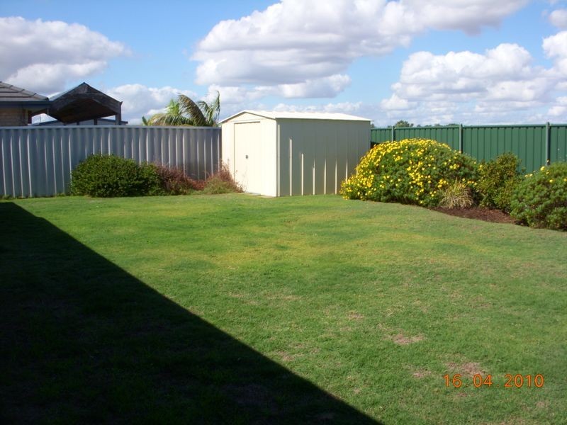 53 Toledo Circuit, Port Kennedy WA 6172