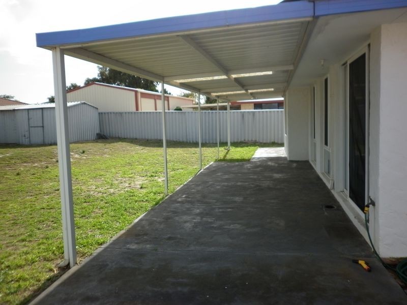41 Tamarisk Drive, Halls Head WA 6210