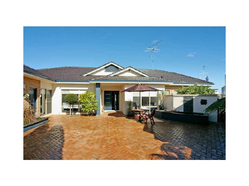 12 Ashburton Court, Dudley Park WA 6210