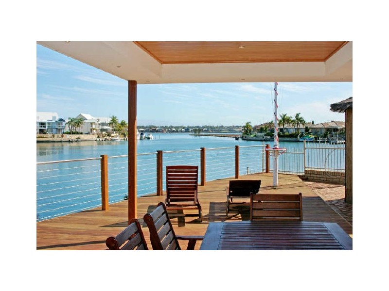 12 Ashburton Court, Dudley Park WA 6210