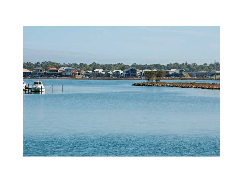 12 Ashburton Court, Dudley Park WA 6210