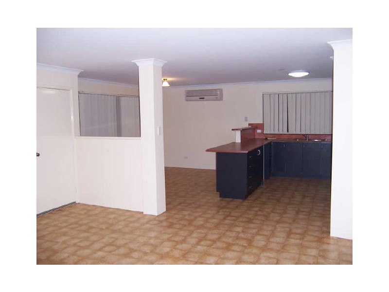 3 Saffron Loop, Falcon WA 6210