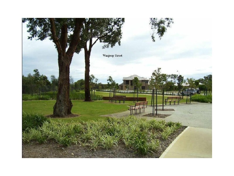 21 Wanjeep Street, Coodanup WA 6210