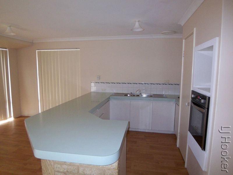 6A Bucentaur Place, Halls Head WA 6210