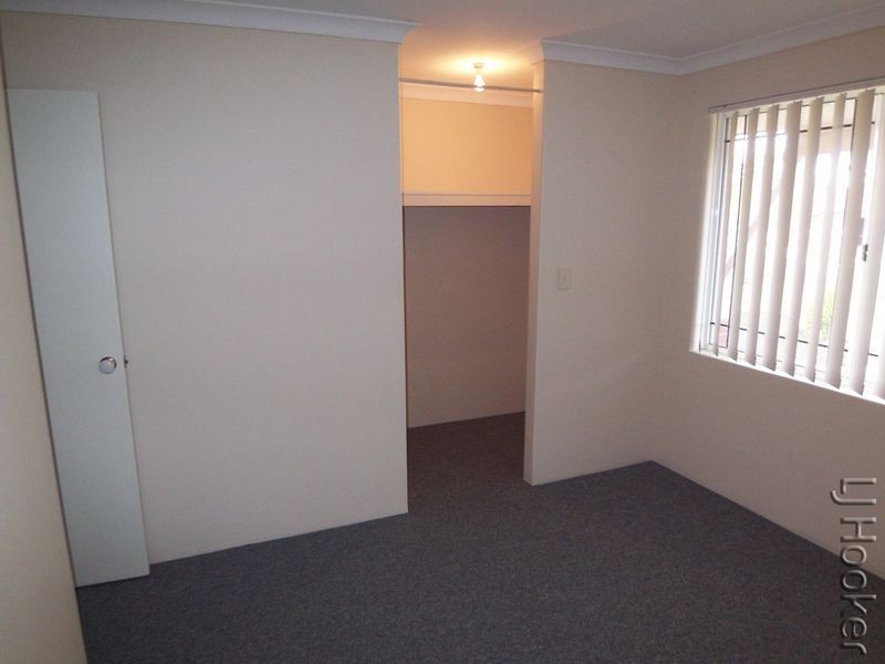 6A Bucentaur Place, Halls Head WA 6210