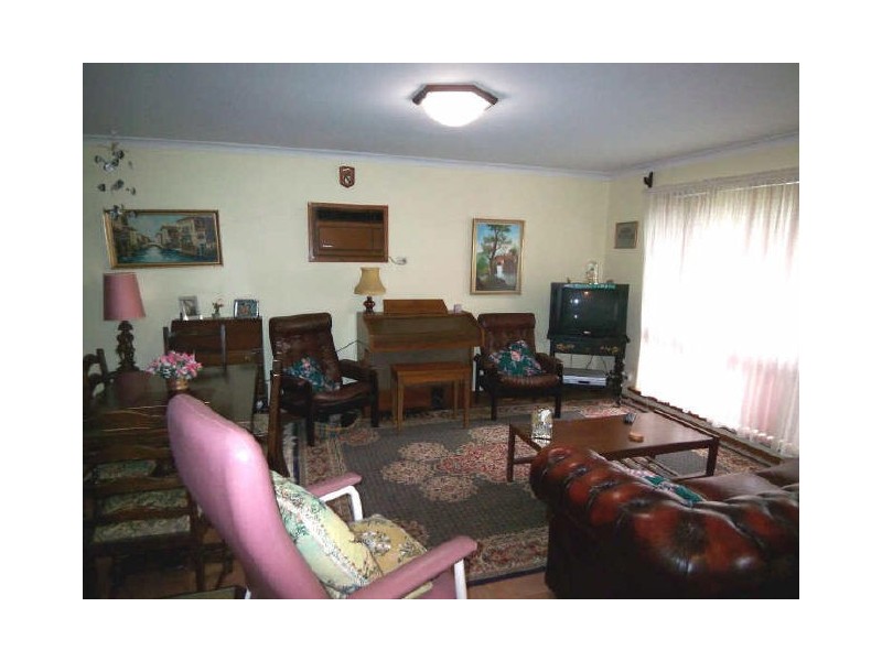 56 Kookerbrook Street, Dudley Park WA 6210