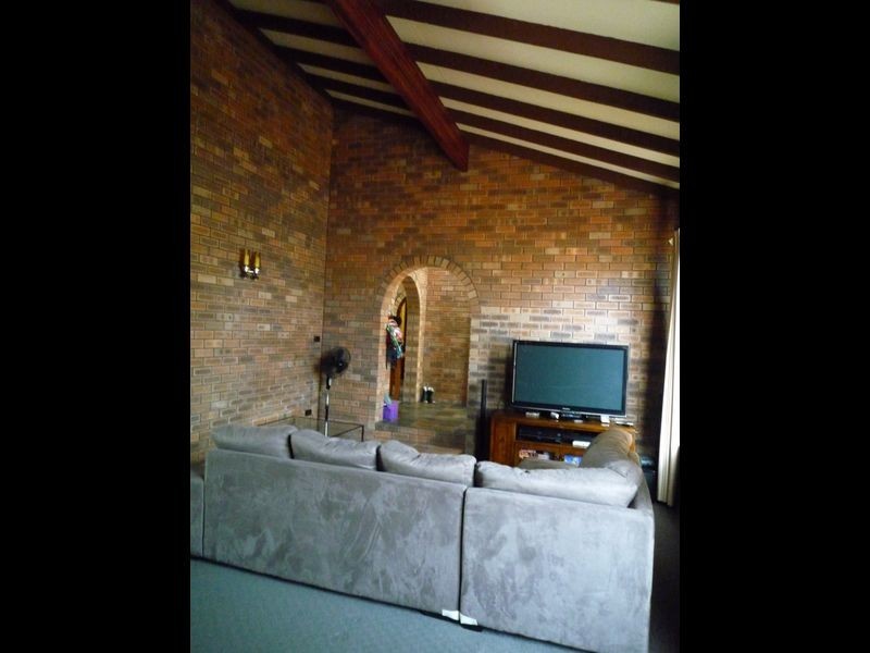 4 Sussex Place, Halls Head WA 6210