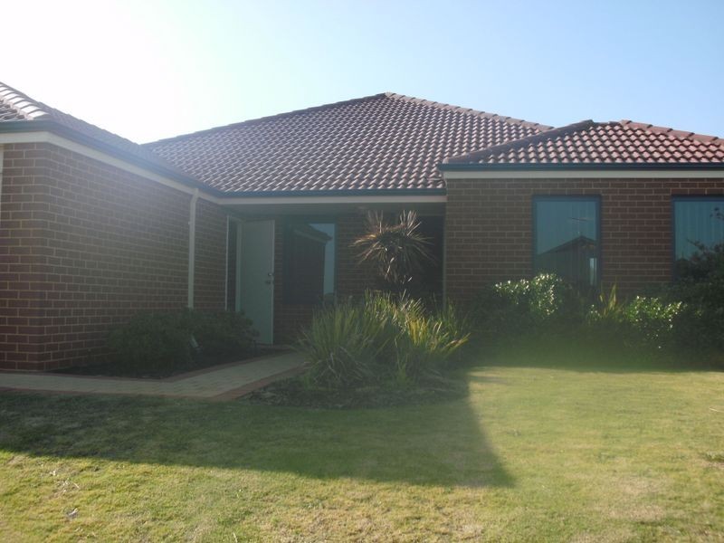 14 Kumarina Drive, Secret Harbour WA 6173