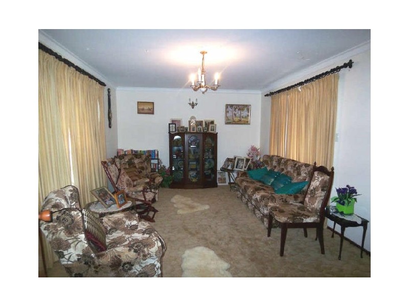 3 Lindley Road, Halls Head WA 6210