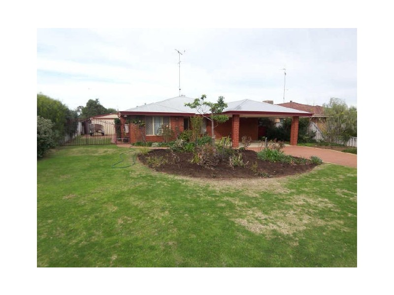 15 Regent Drive, Wannanup WA 6210