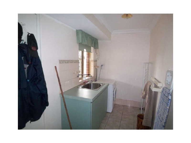 15 Regent Drive, Wannanup WA 6210