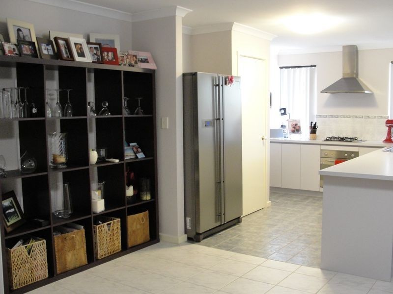 10B Blossom Place, Coodanup WA 6210