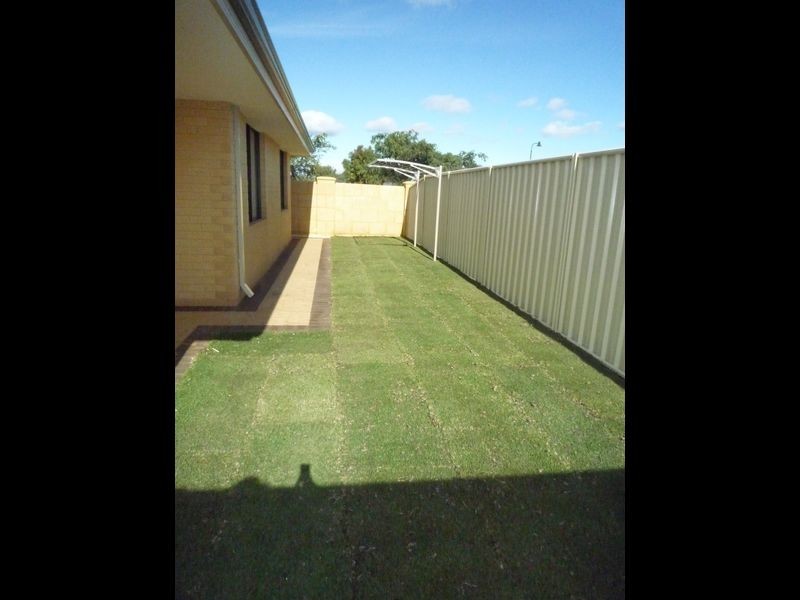 10 Innes Parkway, Lakelands WA 6180