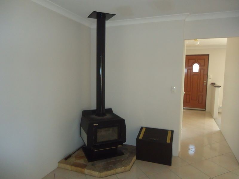 6 Portsea Court, Meadow Springs WA 6210