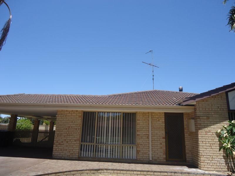 6 Portsea Court, Meadow Springs WA 6210