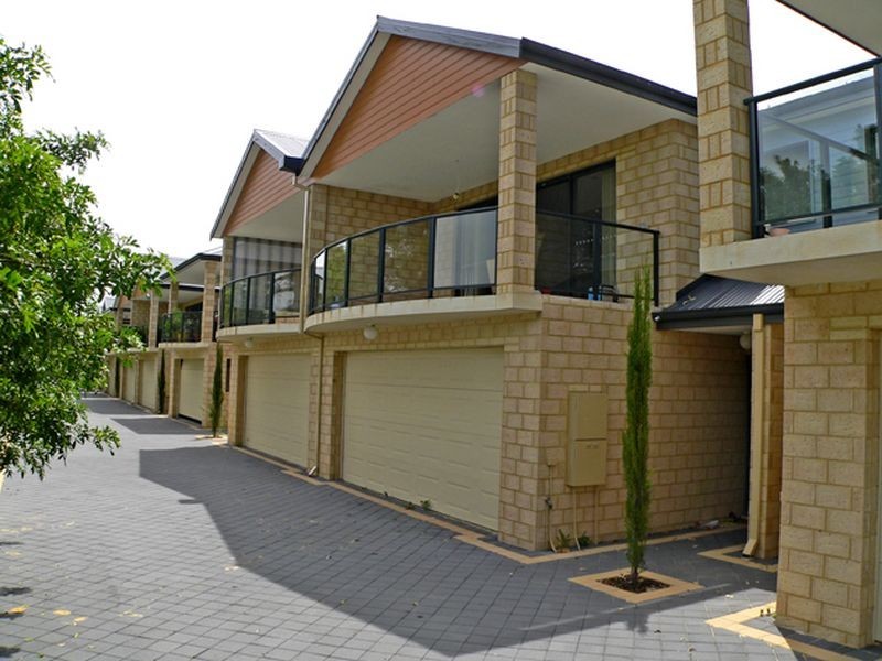10/15 Peel Street, Mandurah WA 6210