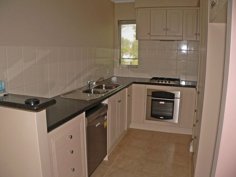 10/15 Peel Street, Mandurah WA 6210