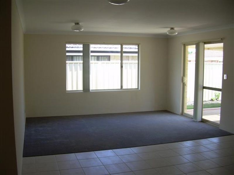 19 Golden Grove, Coodanup WA 6210